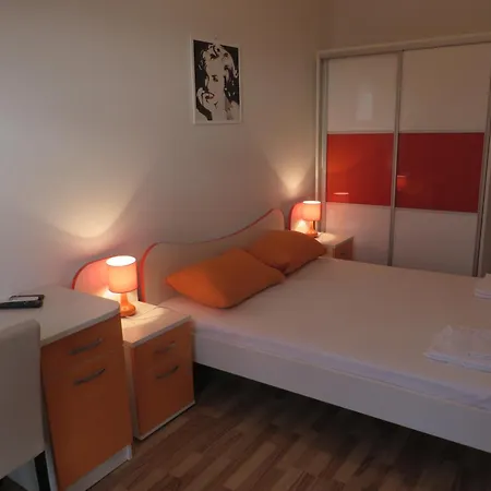 Petar Ii * Hvar Town